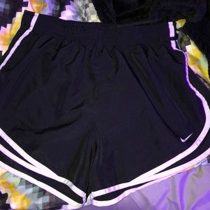 women’s black nike shorts